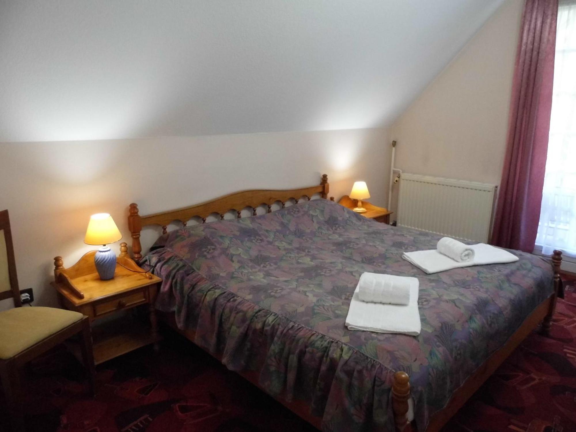 Millennium Villa Keszthely Habitación foto