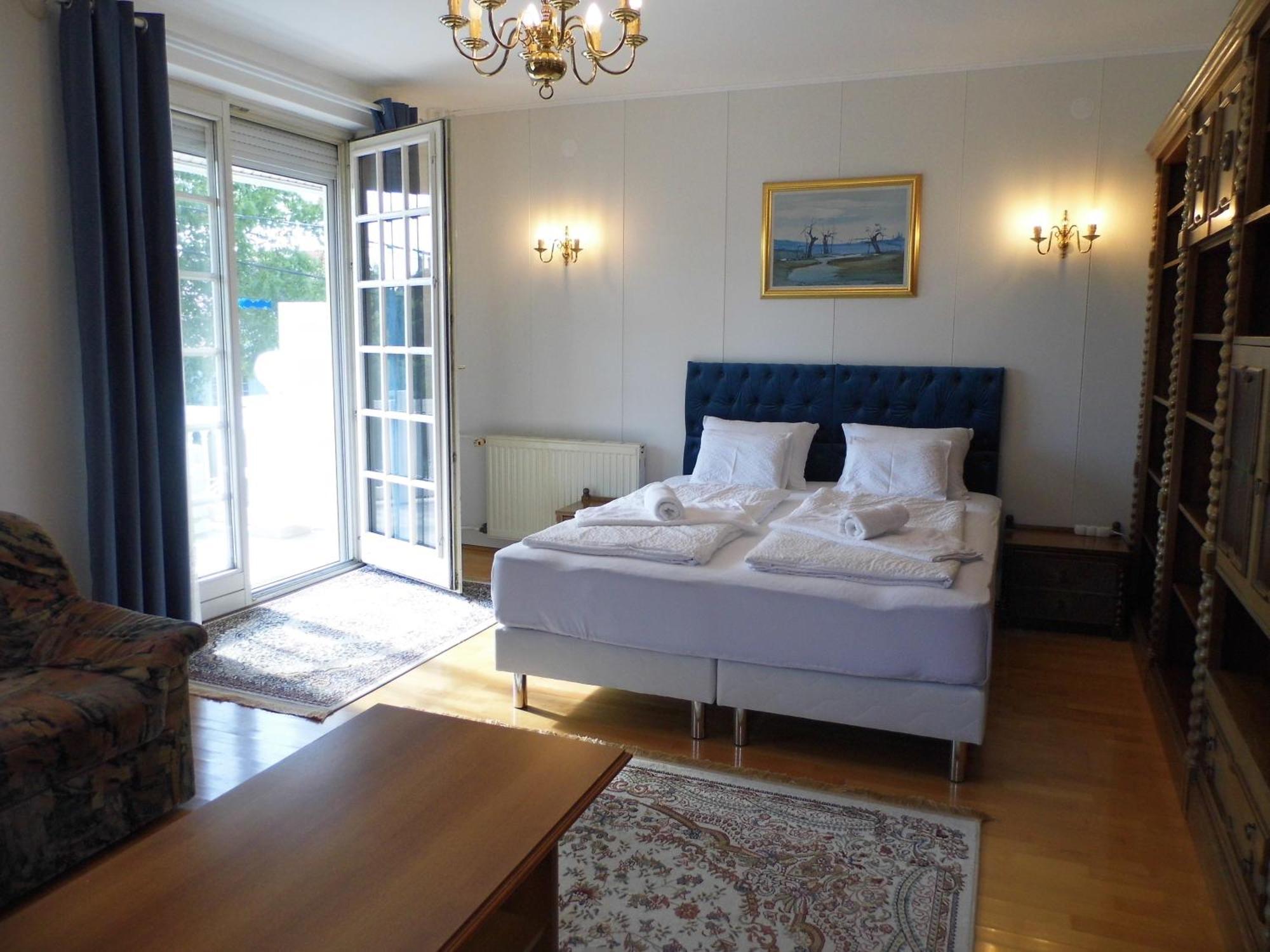 Millennium Villa Keszthely Habitación foto